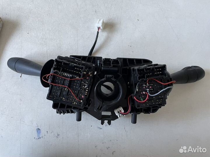 Переключатель подрулевой в сборе Renault Logan 2