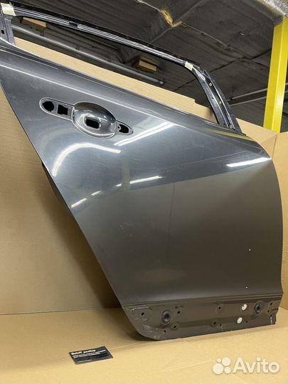 Дверь задняя правая хетчбэк Меган 3 Рено