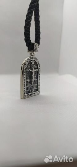 Нательная иконка