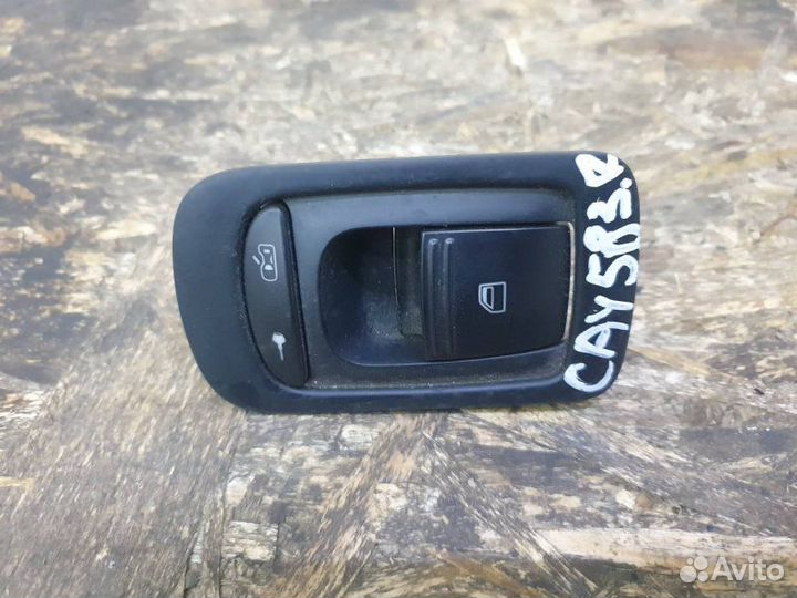 Кнопка стеклоподьемника задняя Porsche Cayenne 955