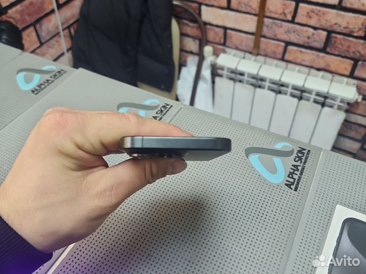 iPhone 15 Pro, 128 ГБ