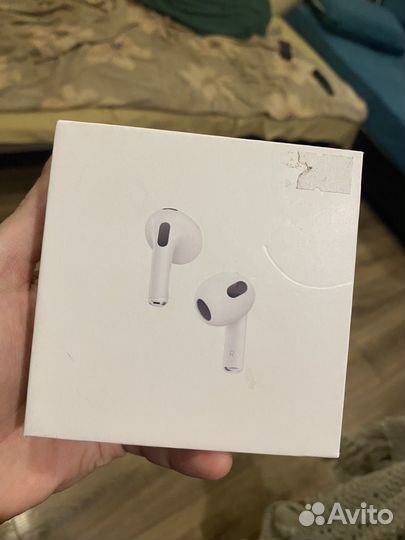 AirPods Apple