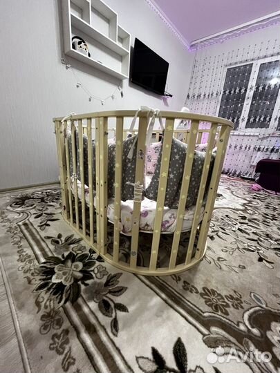 Кроватка для девочки б/у