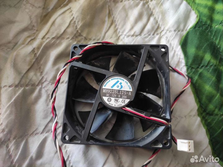 Вентилятор для корпуса 92x92x25 мм