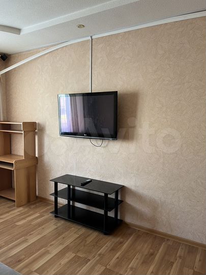 2-к. квартира, 53 м², 2/5 эт.