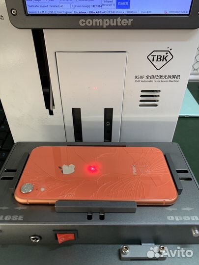 Замена заднего стекла на iPhone