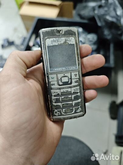 Philips Xenium 9@98