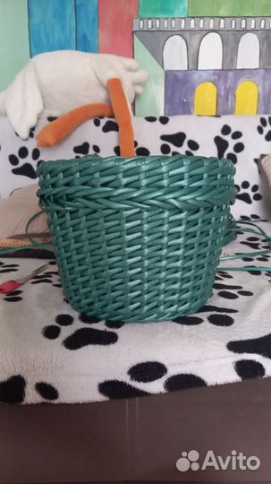 Кашпо из искусственного ротанга