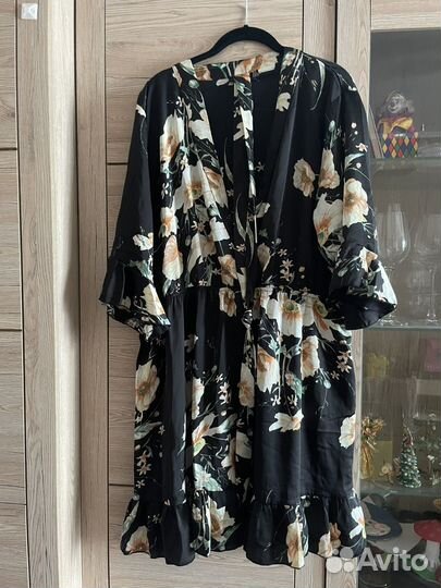 Платье boohoo 54/56