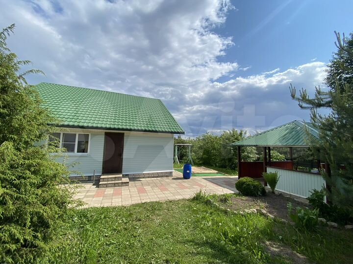 Дом 100 м² на участке 33 сот.