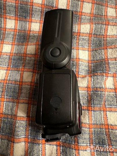 Вспышка yongnuo 560 iv