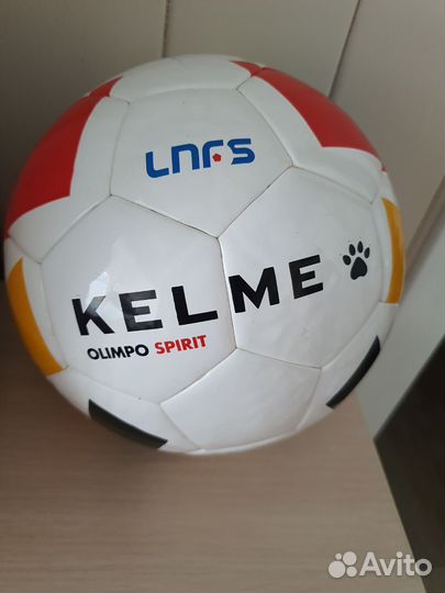 Футбольный мяч Adidas размер 4