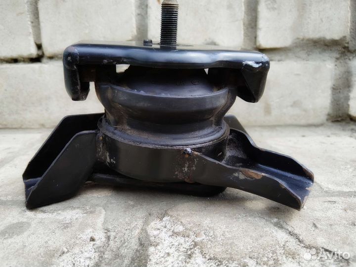 Опора двигателя hyundai getz