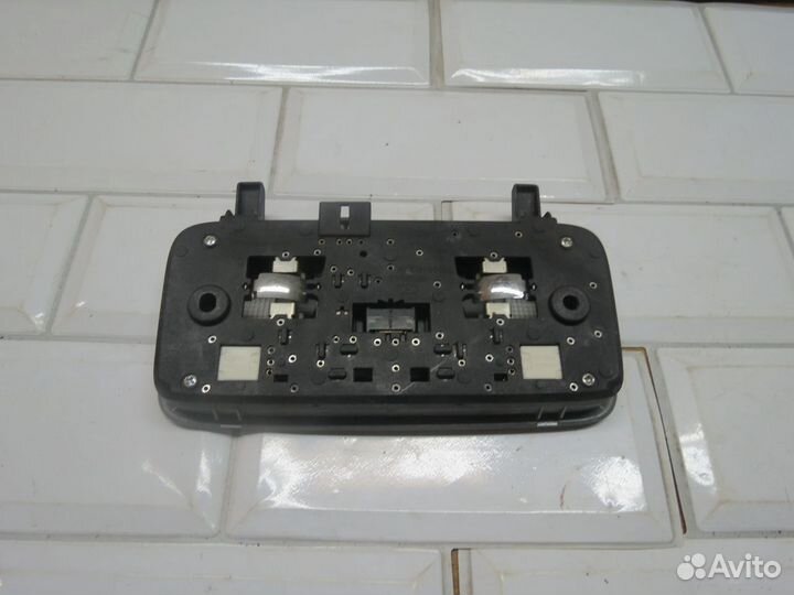 Плафон салона Hyundai Solaris 2010-2014