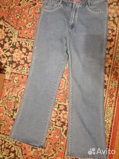 Джинсы женские