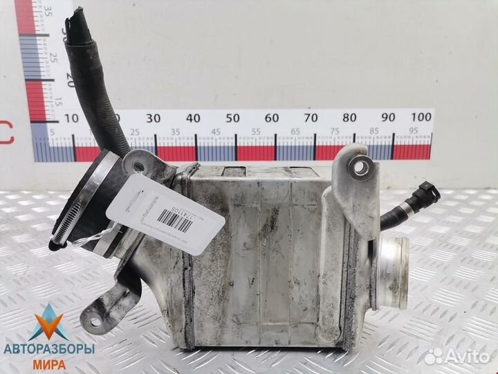 Интеркулер BMW 7 F01/F02 2009 13717575406