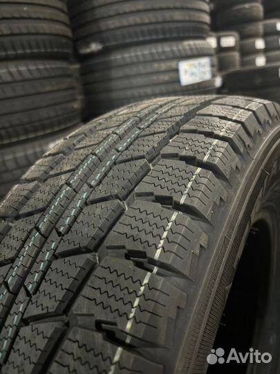 Triangle LL01 215/75 R16C 113Q