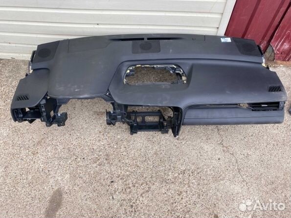 Парприз с подушкой Lexus RX lV 4