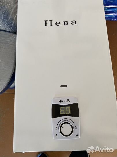 Газовый водонагреватель колонка Нева 4511Е