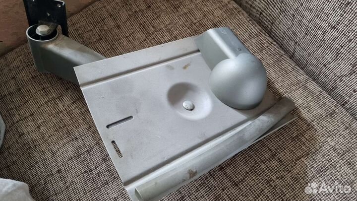 Кронштейн для телевизора на стену