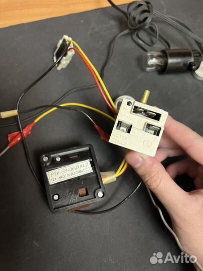 Термостат + реле пусковое + лампочка