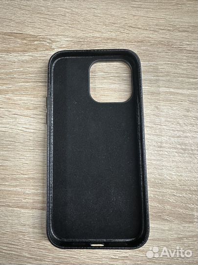Кожаный чехол на iPhone 14 pro max