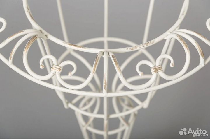 Подставка для цветов ручная работа