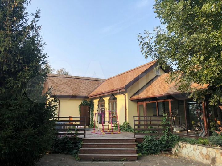 Коттедж 262,3 м² на участке 41,6 сот.