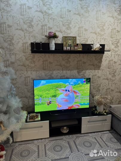Тумба под тв с полкой