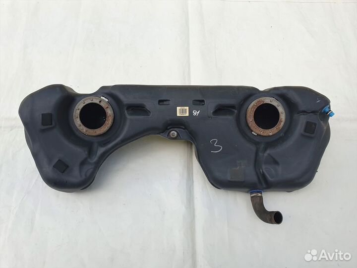 Топливный бак BMW e81 e82 e87 e88