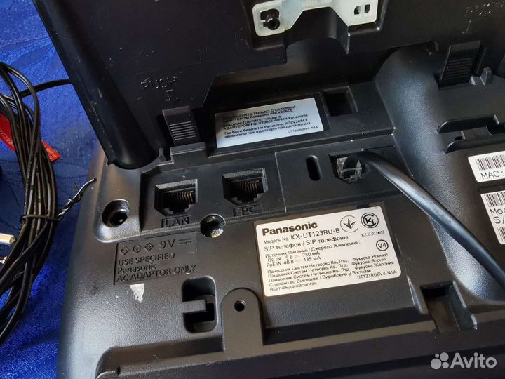 IP Телефон panasonic KX-UT123