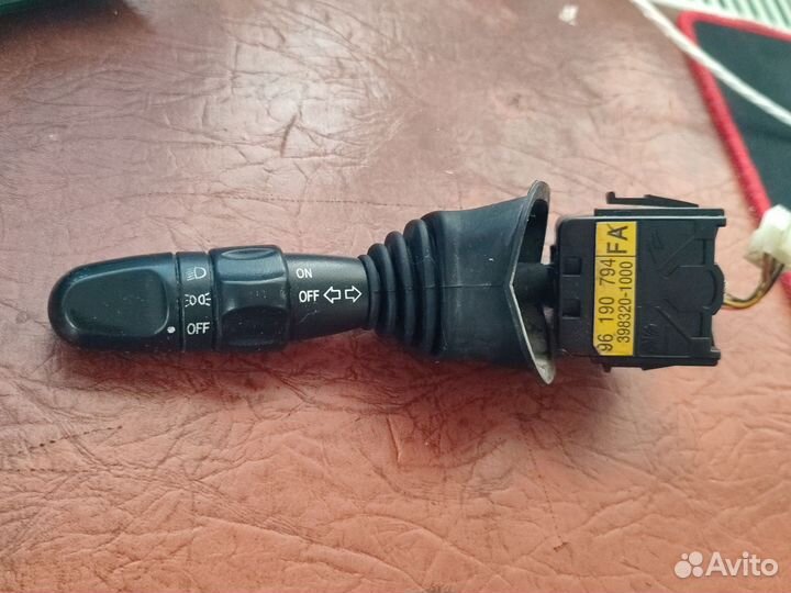 Переключатель подрулевой поворота на daewoo nubira