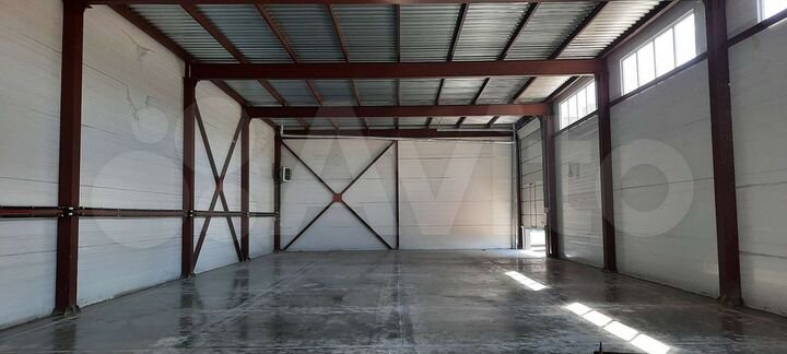 Склад, 300 м²