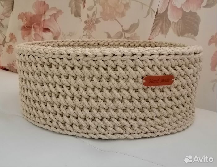 Корзинка вязаная