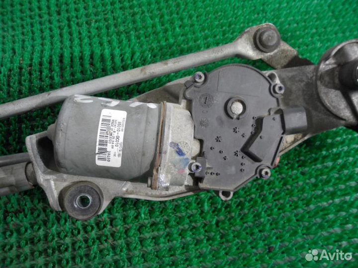 Трапеция стеклоочистителей Toyota Tundra 3urfe 20