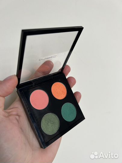 Палетка теней для век Mac