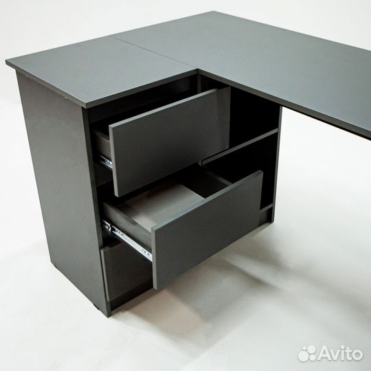 Стол угловой письменный в скандинавском стиле