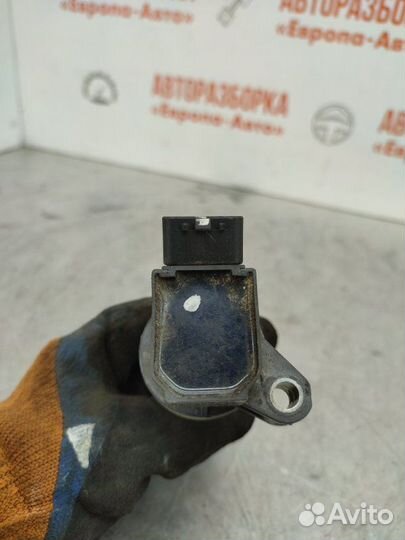 Катушка зажигания Toyota Corolla E12 седан 1.6 L