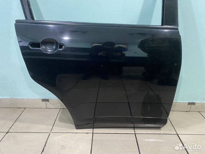 Дверь задняя правая Nissan tiida C11