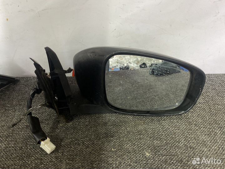 Зеркало правое Infiniti G V36 Coupe