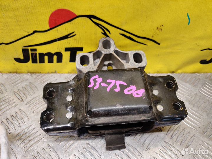 Подушка кпп Audi S3 8P cdlc 2009