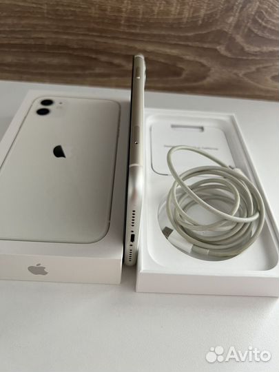 iPhone 11, 128 ГБ