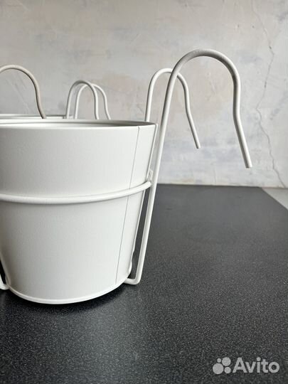 Металлическое кашпо для балкона H&M Home