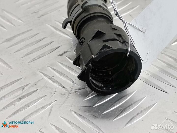 Патрубок радиатора Volkswagen Tiguan рест. 2012