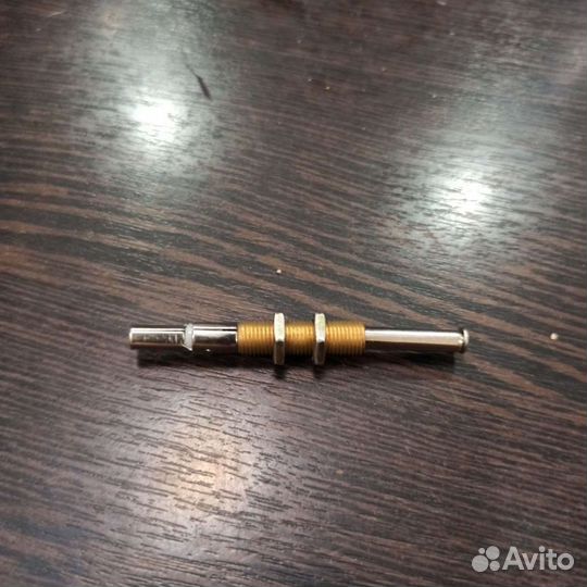 Концевик автомобильный