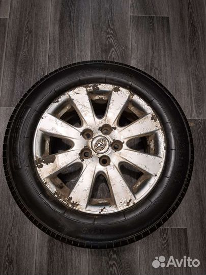 Колесо в сборе на toyota camry r16