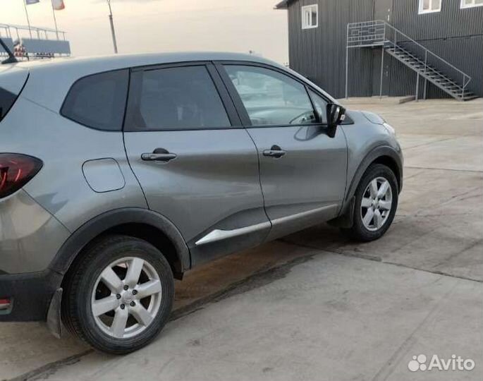 Yokohama AVS Sport V102 235/55 R17 102Q