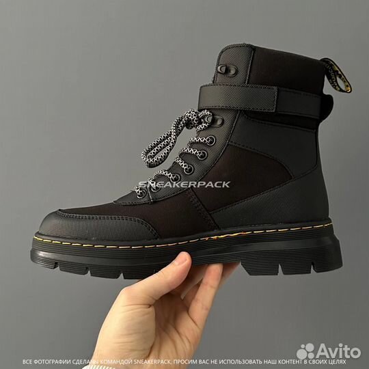 Dr Martens Combs Tech
