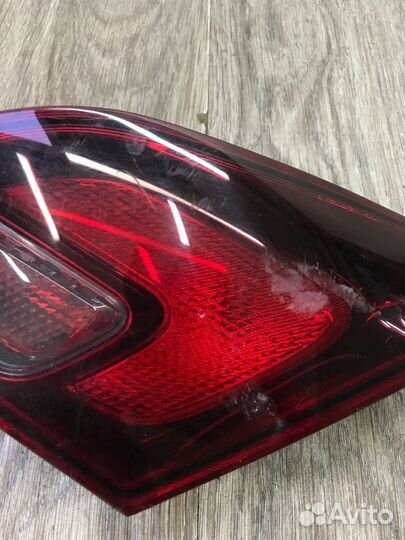 Фонарь крышки багажника задний правый Opel Astra J