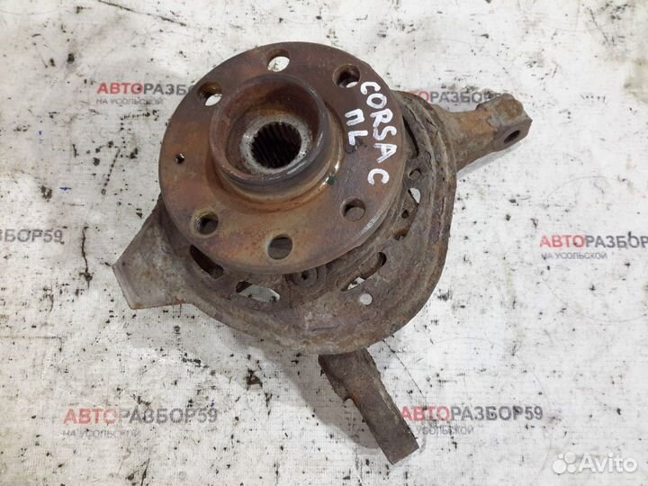 Кулак передний левый Opel Corsa C